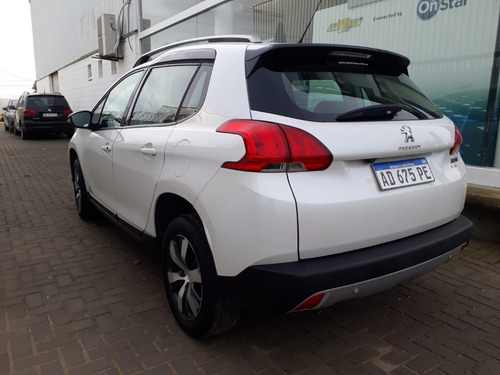 Imagen 7 de 11 de Peugeot 2008 Thp Sport