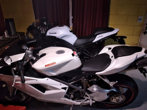 Imagen 7 de 11 de Ducati 2013