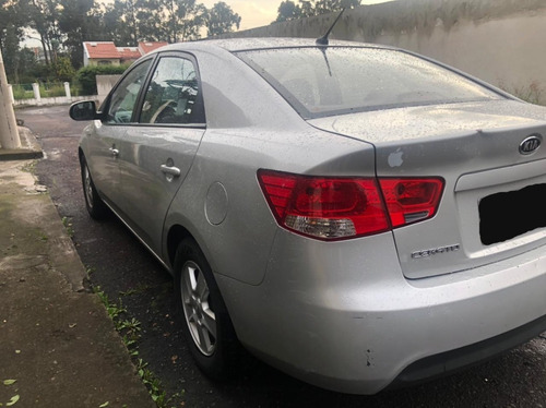 Kia Cerato Forte 2015, 80000km, Matriculado 2021, Negociable