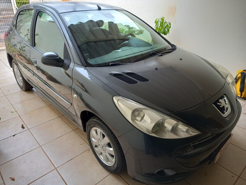 Imagem 2 de 15 de Peugeot 207 1.4 Xr 8v Flex 4p Manual