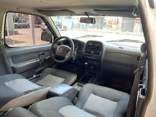 Nissan Frontier D/22np300 2011