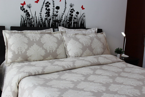 Imagen 3 de 4 de Sobrecama Queen Española Reversible Brad - Karytex