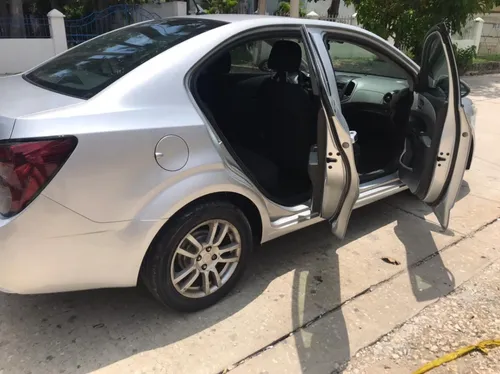 Chevrolet Sonic 1.6 Lt 4 p