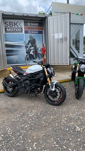 Imagen 5 de 17 de Benelli 752 S En Sbk Motos