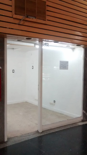 Venta Local Galería Le Boulevard Flores Centro Comercio