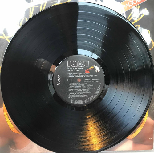 Lp Vinil Beth Carvalho - No Pagode - Com Encarte - 1979 - Mv (Usado)