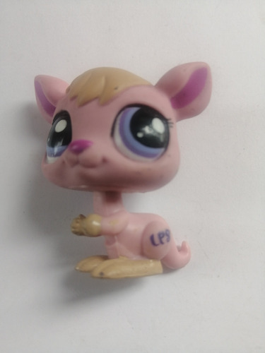 Littlest Pet Shops Hasbro Original Meow Zoee 