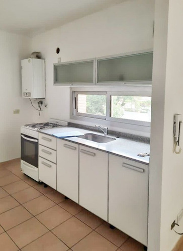 Imagen 7 de 13 de Departamento 3 Ambientes En Excelente Ubicación