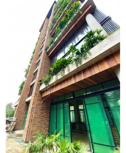Local Comercial En Arriendo En El Poblado Sector Las Lomas