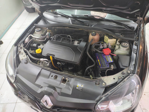 Renault Clio 1.2 Mio Confort Plus Abs Abcp