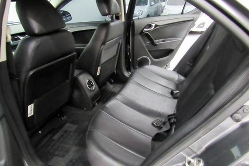 J5 Sedan 1.5 16v 4p Mec.