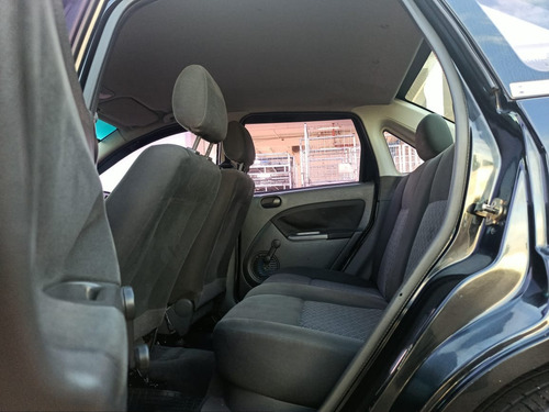 Ford Fiesta Sedã 1.0 Basico