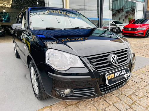 Imagem 3 de 15 de Volkswagen Polo Sedan 1.6 8v Gasolina 4p Manual
