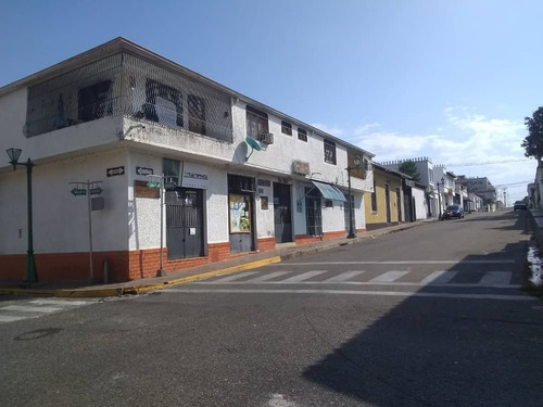 Imagen 1 de 6 de Se Vende Consultorio U Oficina