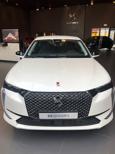 Imagen 3 de 16 de Ds4 Performance Line 215 At8 Okm 2023