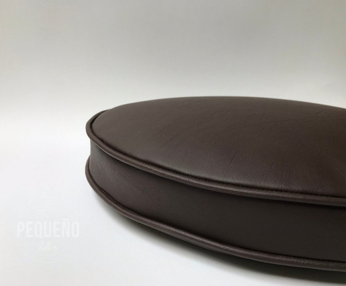 Imagen 7 de 7 de Almohadones Redondos Para Sillas Ecocuero Cuerina 60cm