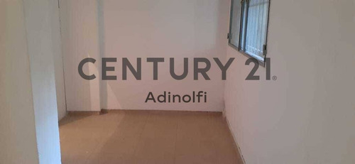 Imagen 3 de 9 de Pza. Italia- Local Al Frente En Venta