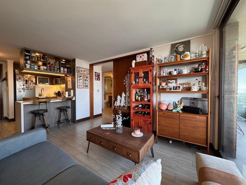 Departamento En Venta De 2 Dorm. En Lo Barnechea