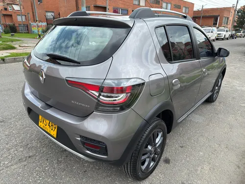 Renault Stepway 1.6 Expression / Zen