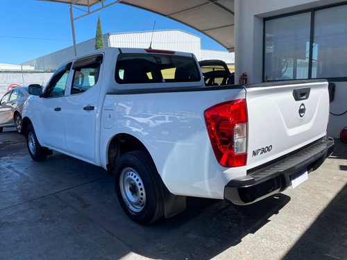Nissan NP300 2.5 Doble Cabina S Pack Seg Mt