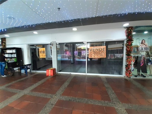 Imagen 2 de 18 de Locales En Arriendo Villacentro 815-696