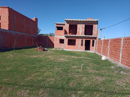 Casa Terreno Propio Con Escritura Maximo Paz Cañuelas