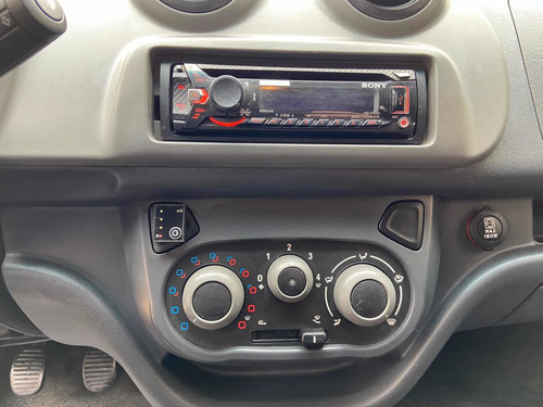 Imagen 11 de 14 de Fiat Fiorino 2014 1.4 Fire Evo 87cv