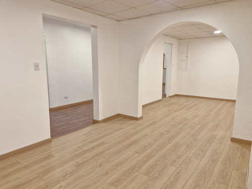 Arriendo Amplia Casa 5d 2b Y Est 10 Autos, En La Cisterna