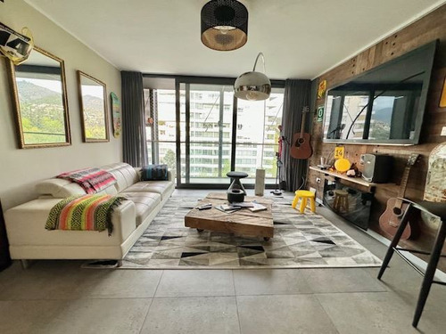 Departamento En Venta De 2 Dorm. En Lo Barnechea