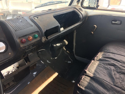 Imagem 6 de 7 de Volkswagen 11.130/ Batatais Caminhões