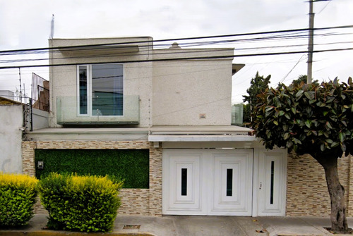 ¡¡casa En Azcapotzalco, Hermosa Propiedad En Remate!!