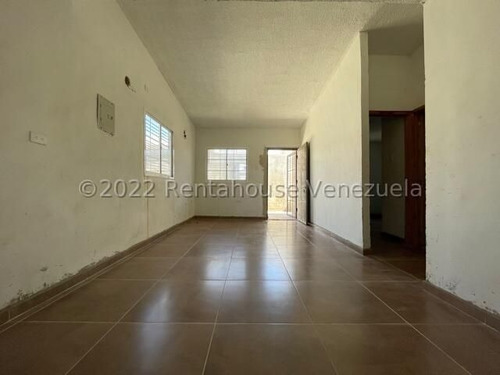 Imagen 3 de 15 de Casa En Venta En Urbanismo Privado. 04120656408 Mls 22-23425