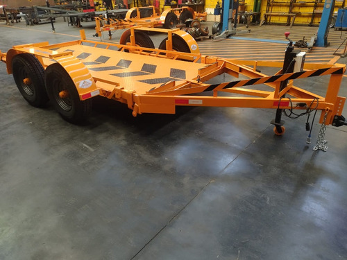 Tráiler P/ Autoelevador Tijera Vibro Apilador 5t Iyc Homolog