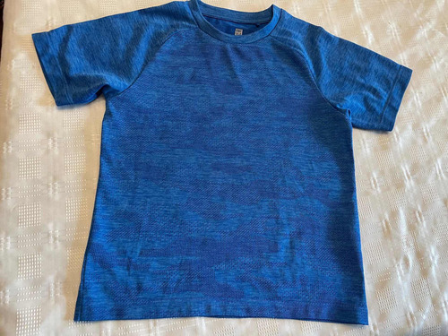 Remera Importada Uniqlo Niño Talle 4/5 Años Impecable