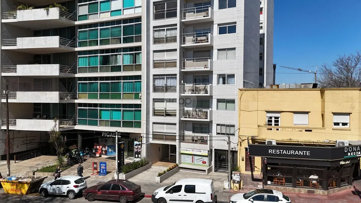 Alquiler Apartamento De 2 Dormitorios En Pocitos · Foto 4