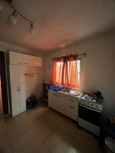 Venta Casas Cerro, La Paloma, Casa Y 2 Aptos En Un Padrón Cno Alianza 2149 Esq. Congreso De Avalos