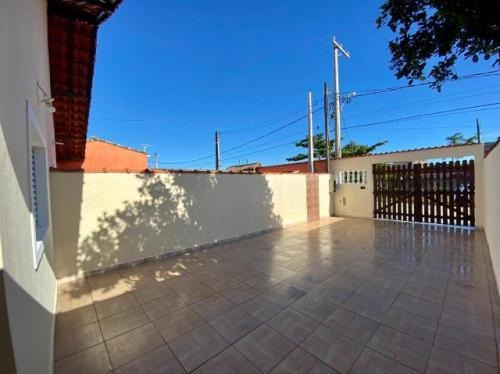 Imagem 12 de 14 de Casa Em Mongaguá Lado Serra 500 Metros Do Mar, Suíte 4 Vagas