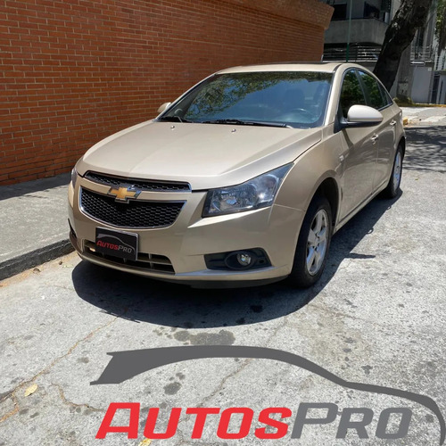 Chevrolet  Cruze  .