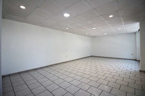 Imagen 8 de 15 de Local Comercial En Renta, Morelia, Michoacán De Ocampo