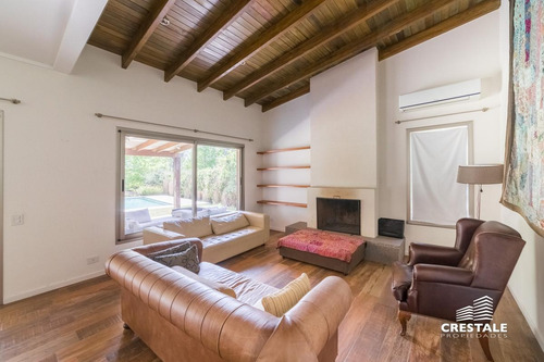 Imagen 8 de 30 de Excelente Casa De 5 Dormitorios En Venta - Rosario Golf Country Club