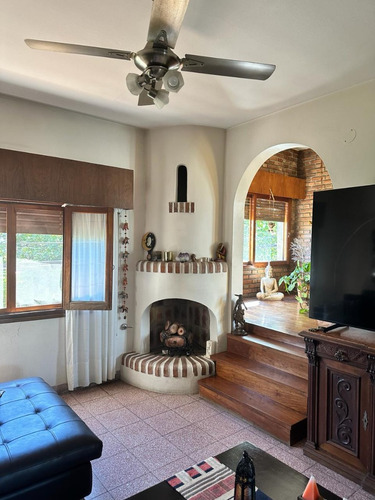 Venta Casa De 3 Dormitorios En Gorriti 841