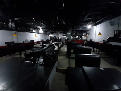 Imagen 10 de 21 de Hotel + Boliche Pub