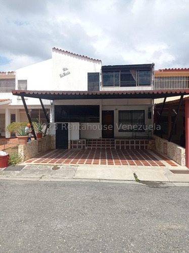 Casa En Venta Barquisimeto La Rosaleda 23-22683 App