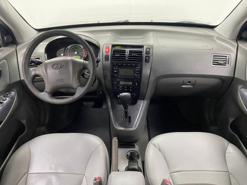 Hyundai Tucson 2.0 MPFI GLS 16V 143CV 2WD GASOLINA 4P AUTOMÁTICO