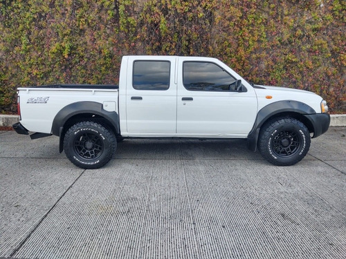 Imagen 7 de 12 de Nissan Frontier 2013 4x4 Standar Impecable