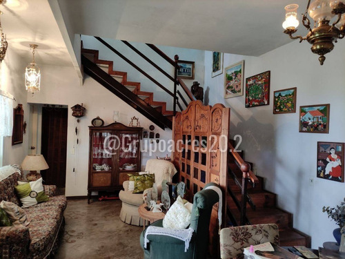 Se Vende De Casa En La Urbanizacion Colinas De Pasatiempo San Antonio De Los Altos Rz