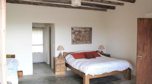 Casa En Alquiler Por Temporada De 4 Dormitorios En Punta Piedras (ref: Bpv-7029)