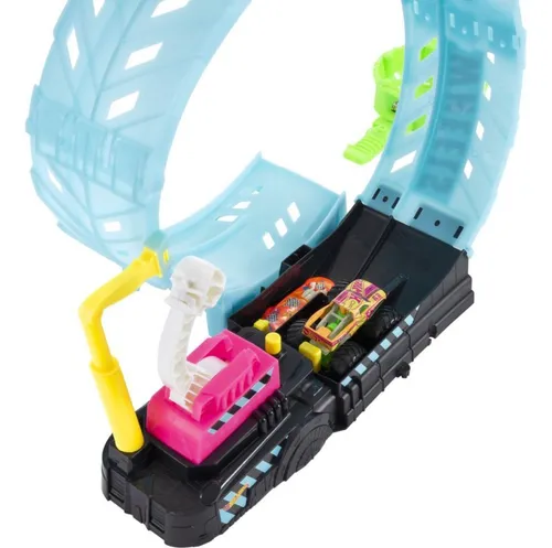 Hot Wheels Monster Truck Epic Loop Challenge Track Hbn02