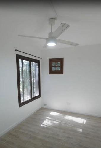 Casa En Venta - 2 Dormitorios 1 Baño - Cochera - 1.500mts2 - San Vicente
