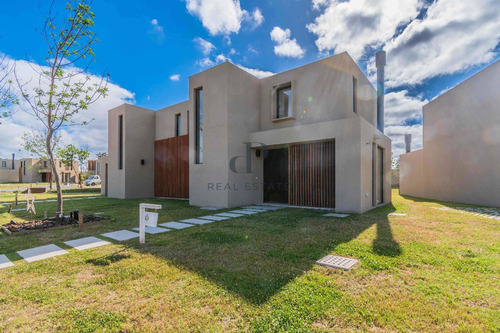 Casa En Alquiler A Estrenar En Huertas De Los Horneros